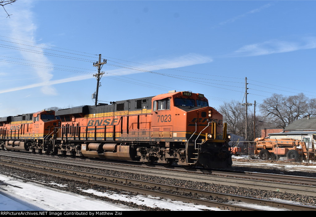 BNSF 7023 7123